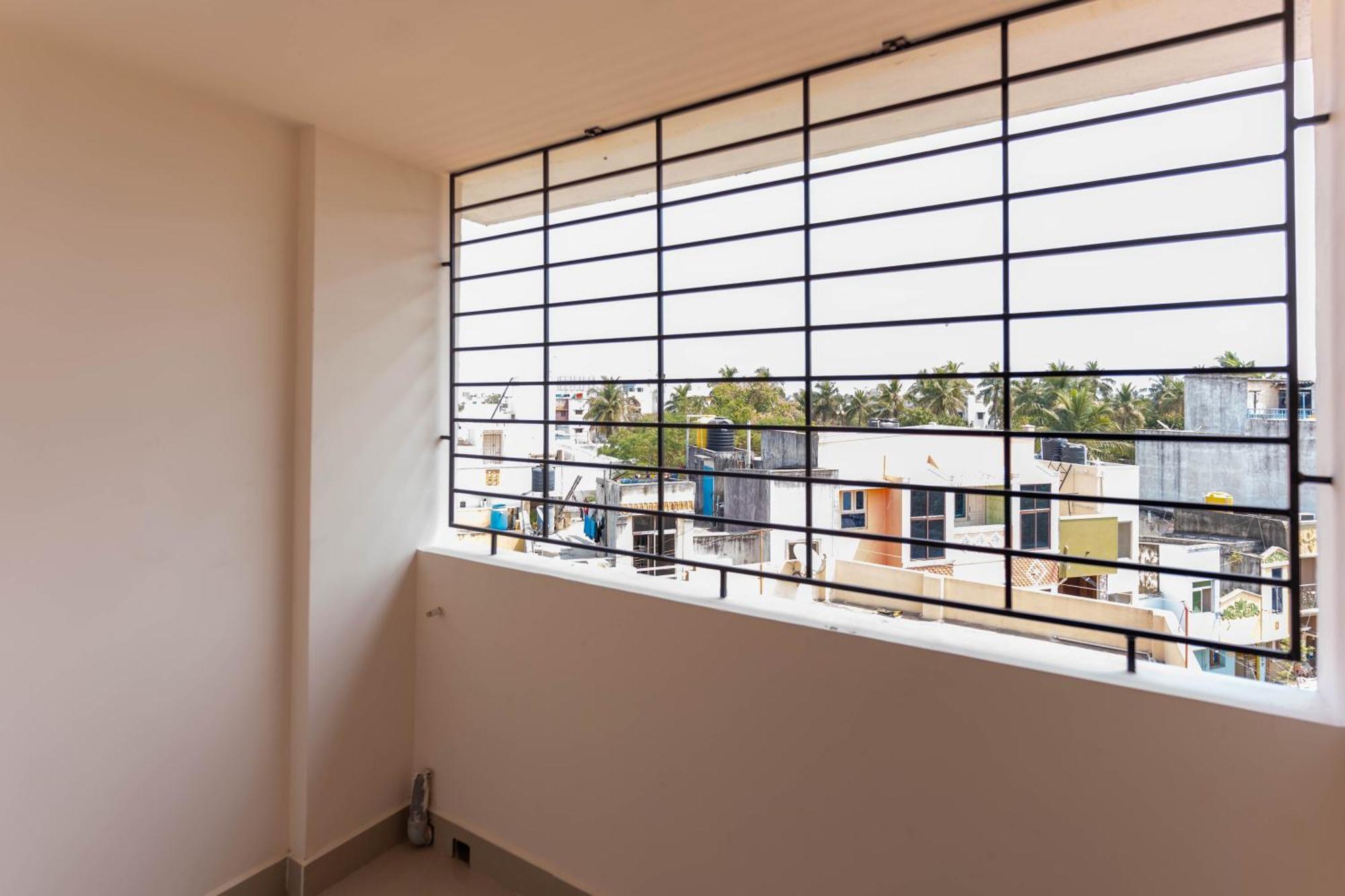 Aishwaryam Service Apartment Chennai Exterior photo
