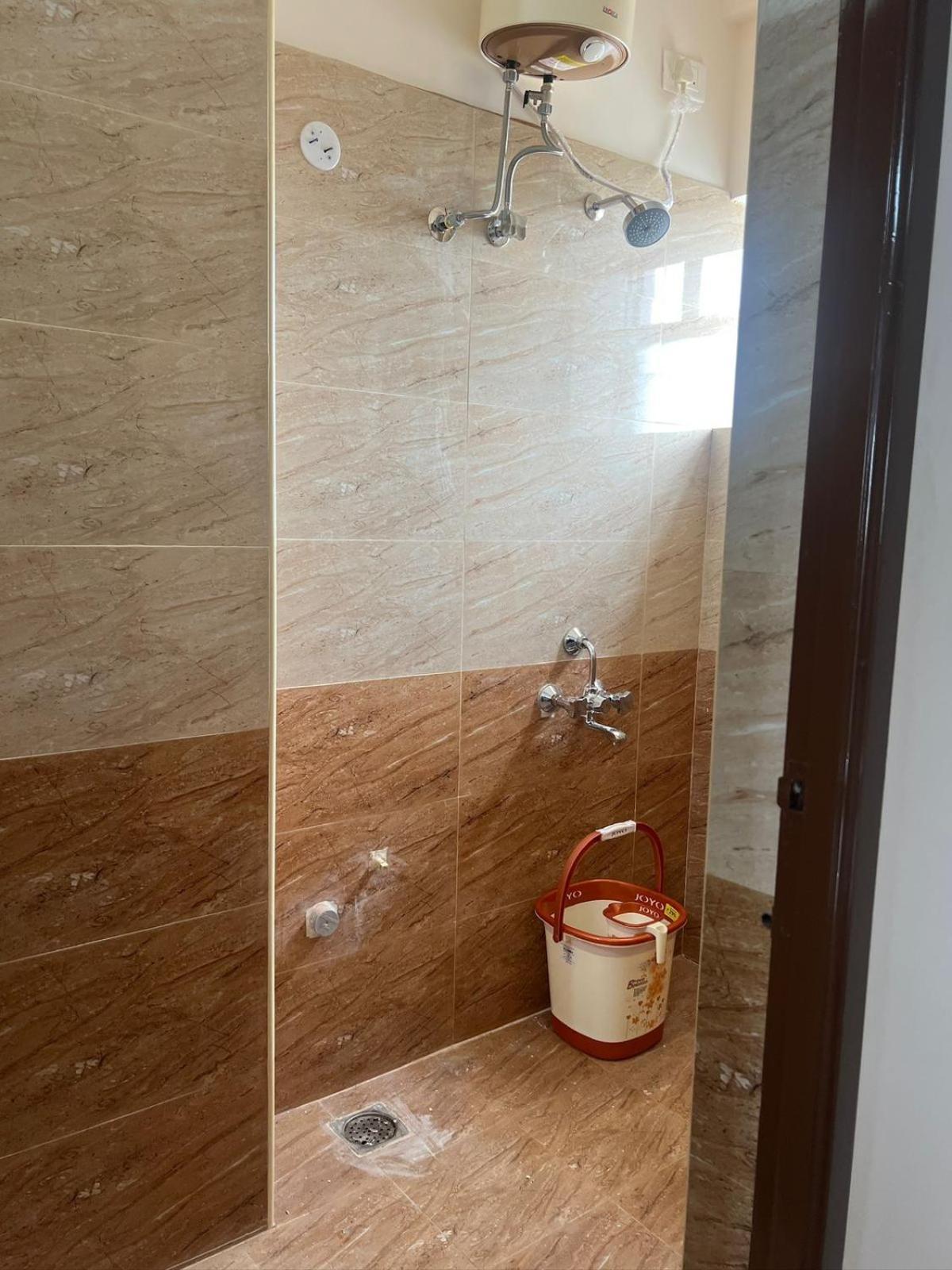 Aishwaryam Service Apartment Chennai Exterior photo